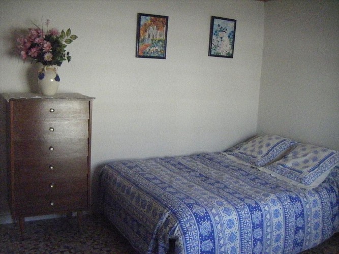 M. ET MME MELINE - 2 LOCATIONS : 2 ET 4 PERS