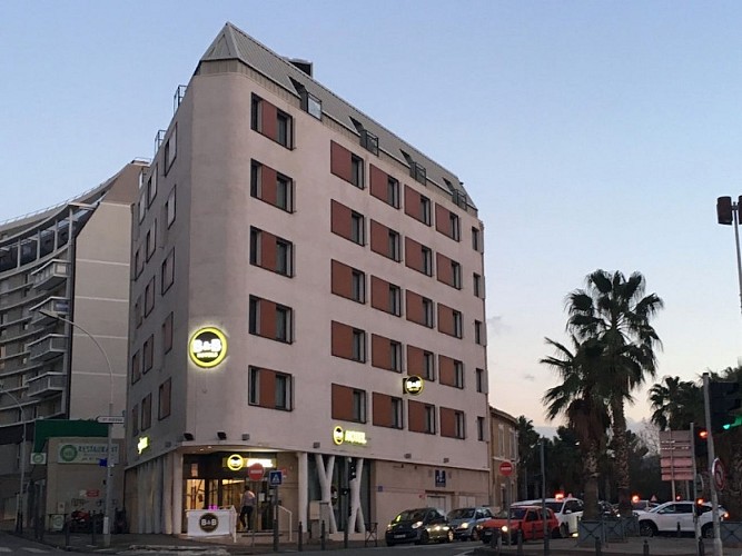 B&B Marseille Timone