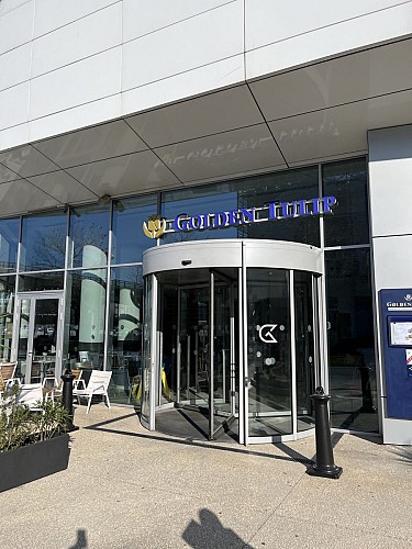 Golden Tulip Marseille Euromed