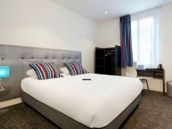 Kyriad Marseille Blancarde Timone