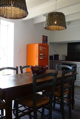 Gite de Charme avec Piscine chauffée en Marais Poitevin