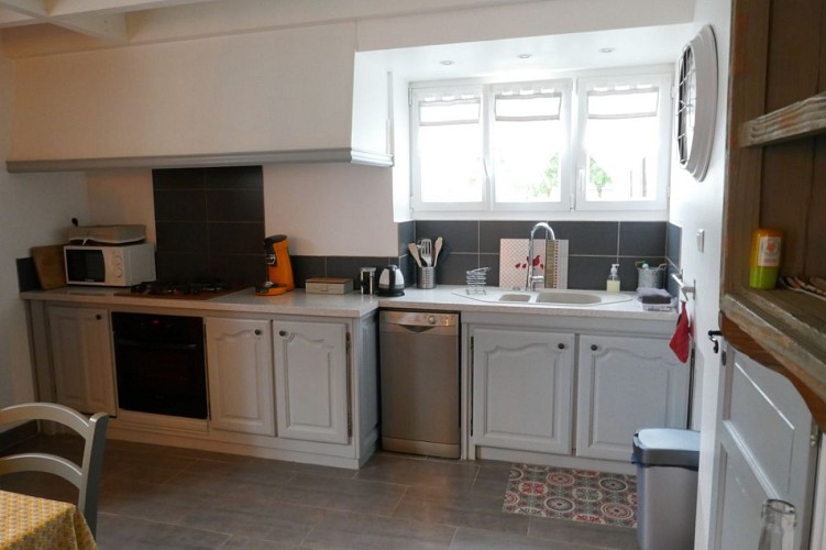 Gite de Charme avec Piscine chauffée en Marais Poitevin