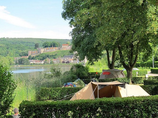 Camping avec vue sur le château