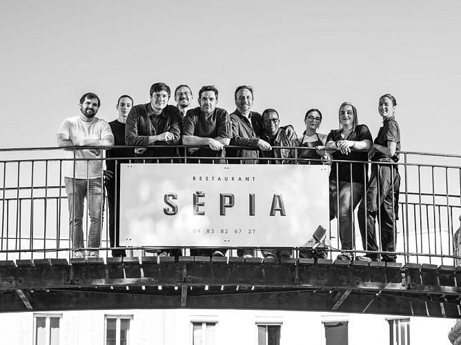 Sepia