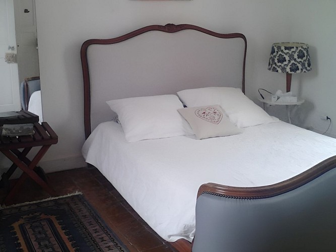 La Nuitée Orbecquoise Orbec chambre Crédit M BRIQUET