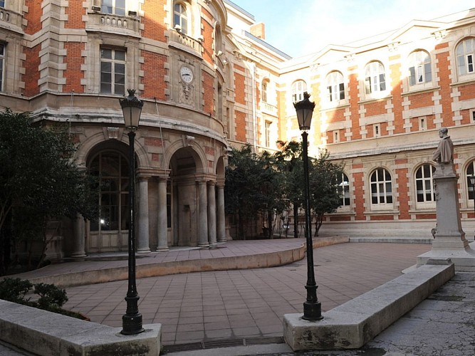 Conservatoire Pierre Barbizet / INSEAMM