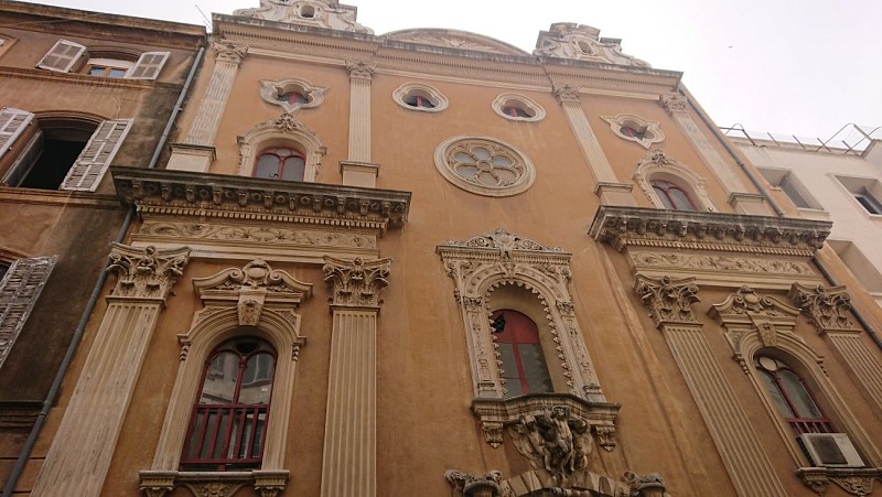 Eglise de la Mission de France Saint Pie X