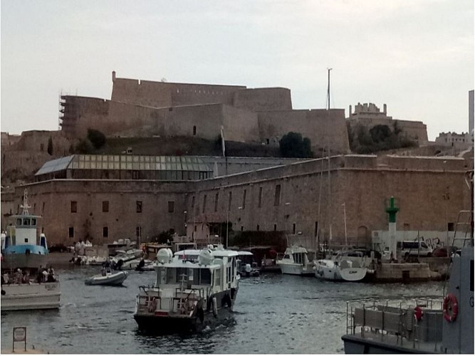 Fort Saint Nicolas et fort d'Entrecasteaux