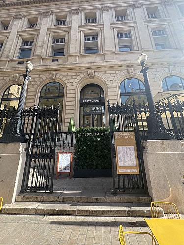 1860 Le Palais