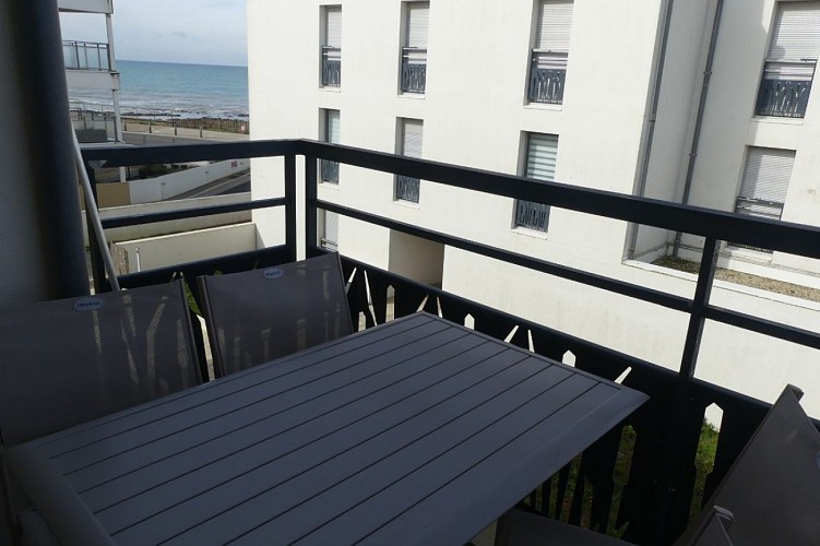 Appartement à deux pas de la Corniche de Sion