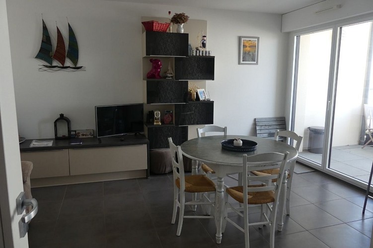 Appartement à deux pas de la Corniche de Sion