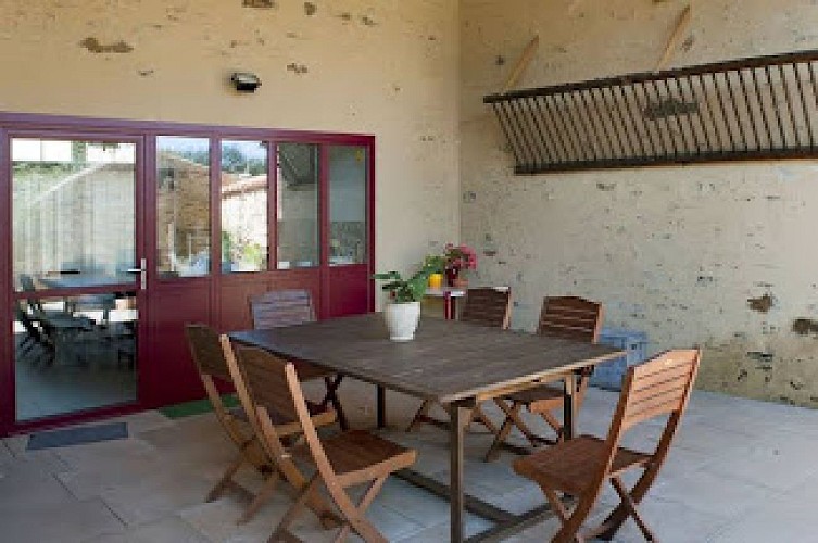 GÎTE CÔTÉ COUR CÔTÉ JARDIN