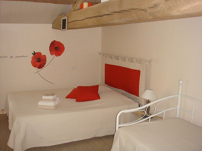 Chambres d'hôtes Nicolleau Laure et Julien - Chambre Coquelicot