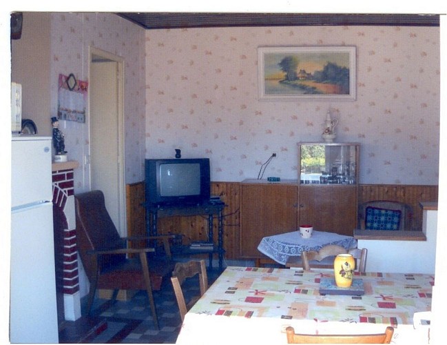 MEUBLÉ JOUIN YOLANDE