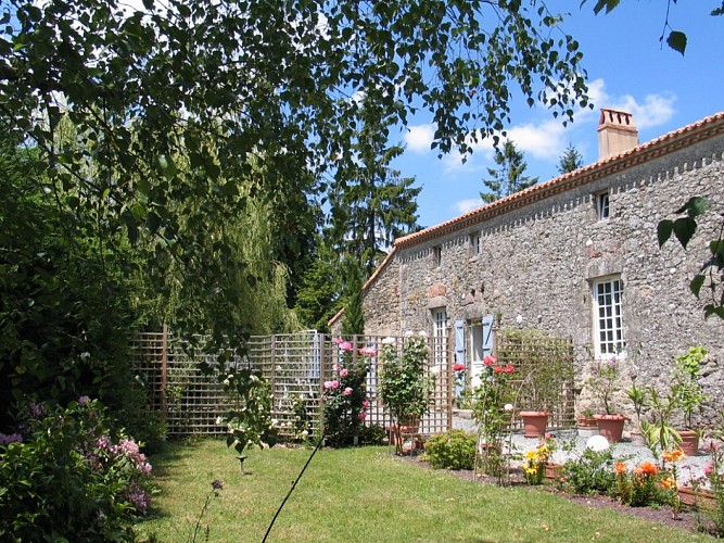CHAMBRE D'HOTES LE LYS ET LE LIN (4 PERS)