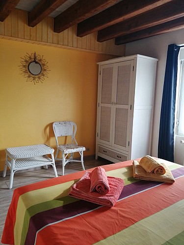 CHAMBRE D'HOTES CHENOUARD SONIA CHEZ FLORYMARYSOL