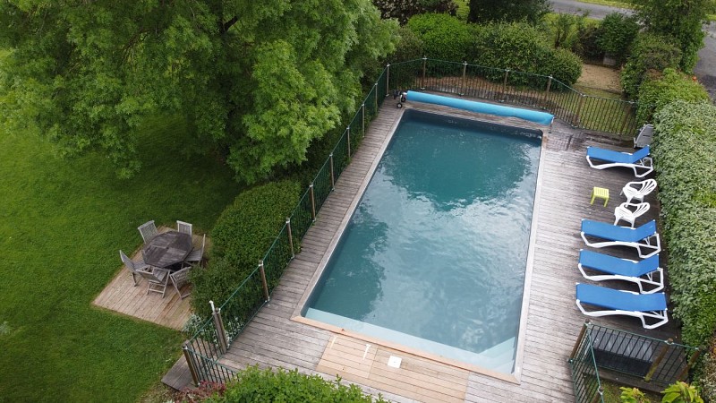 CHAMBRE D’HÔTES LES HAUTES PAPINIÈRES LE REZ DE JARDIN