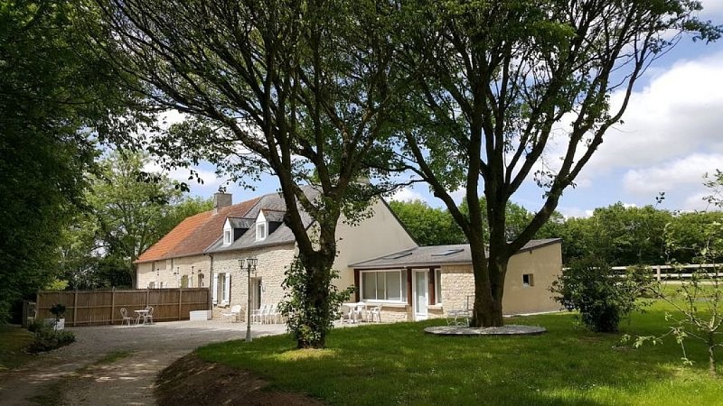 0-saint-come-du-mont-meuble-la-bocagere-henri