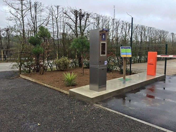 aire-c-car-longny-au-perche