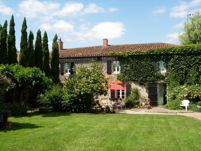 CHAMBRES D'HÔTES " L'HORTENSIA BLEU"