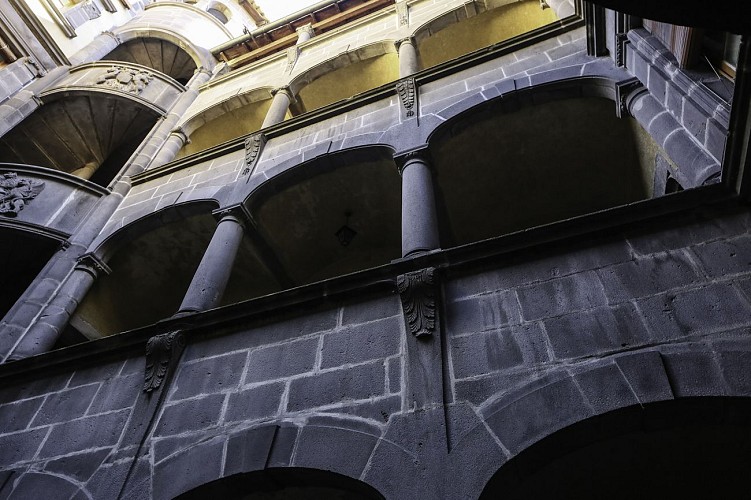 Private mansions in Montferrand