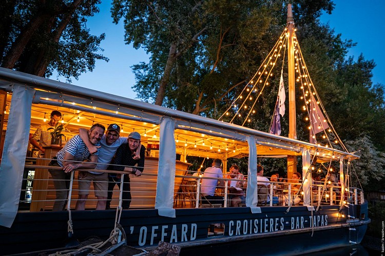 Bateau Bar Restaurant L'Offard