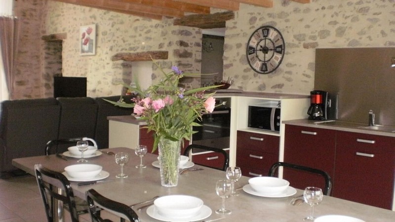 Le Nid des Hirondelles