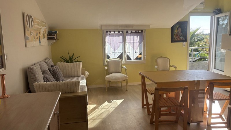 Studio Mme Molenat - Studio Jaune - 02