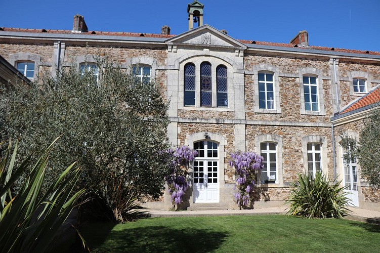 LA MAISON D'OLIVIER - GÎTE LA LOGE DU SURVEILLANT