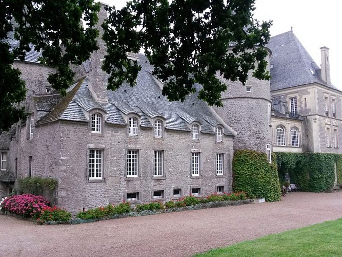 chateau-de-tocqueville (1)
