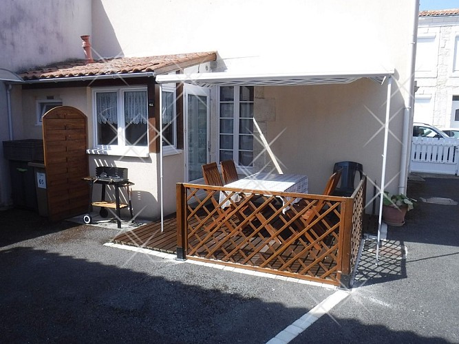 Meublé La Huppe Cendrée