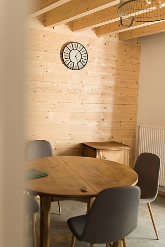 Le Petit Gîte du Mayou_salle à manger_11-2025web