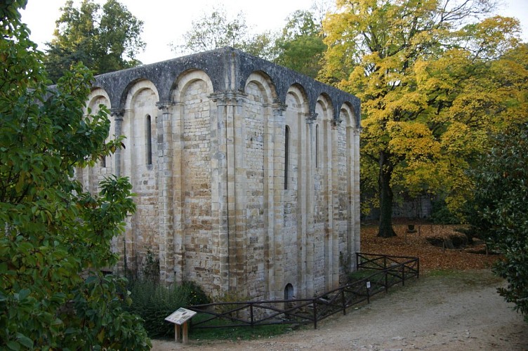 Abbaye Carolingienne Notre Dame et Saint Benoît