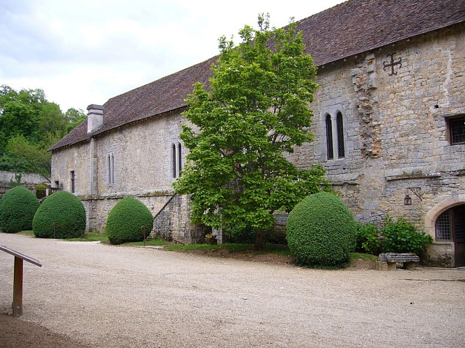 Abbaye Carolingienne Notre Dame et Saint Benoît