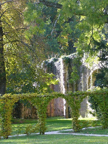 Abbaye Carolingienne Notre Dame et Saint Benoît