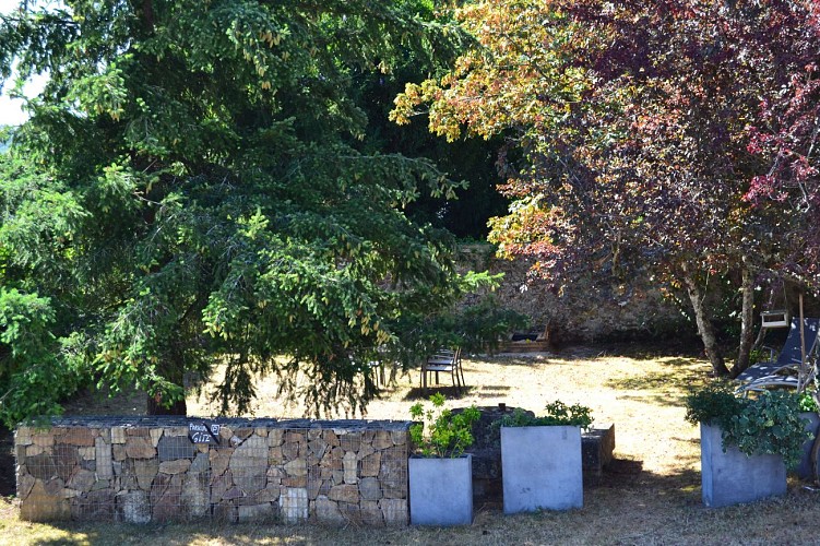 MEUBLÉ "LA CROISÉE DES CHEMINS"