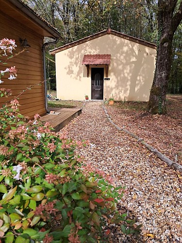 ch-d'hotes-Chimbaud-Montpon-chambre-b-vallee-isle-perigord 8 2