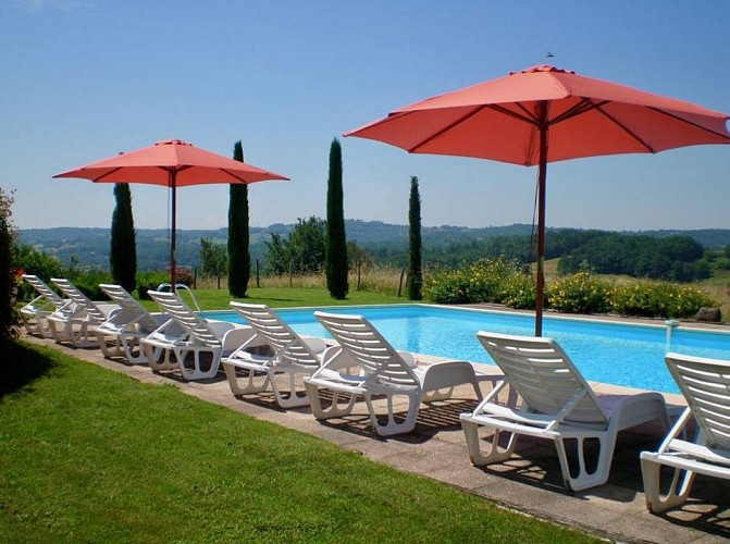 domaine de leyvinie ext piscine