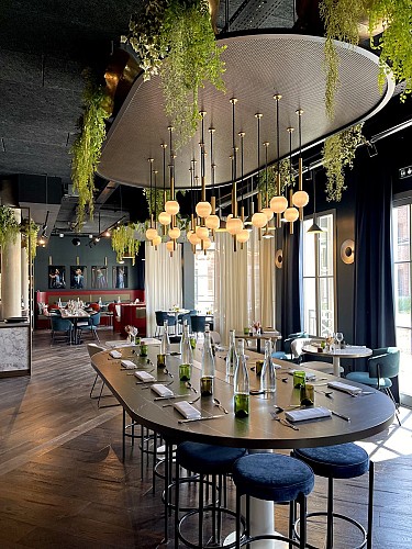 Tribu Restaurant & Bar