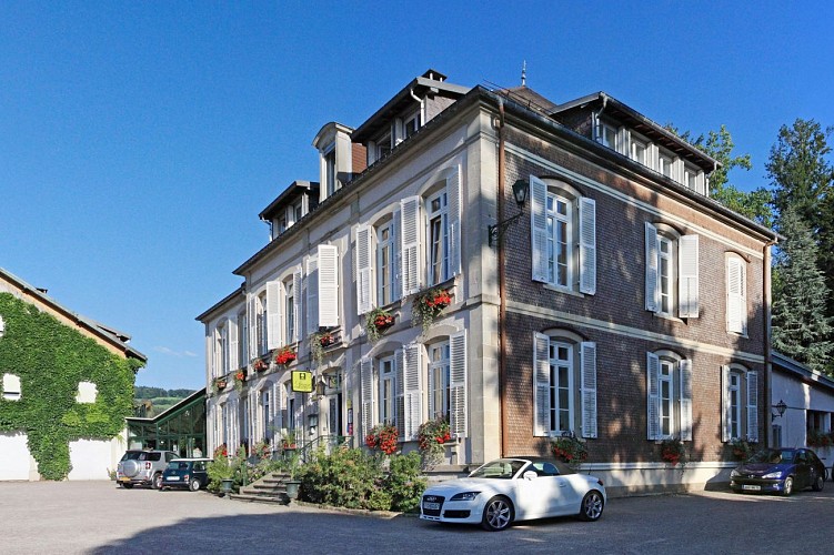 LA RÉSIDENCE - Vue entrée
