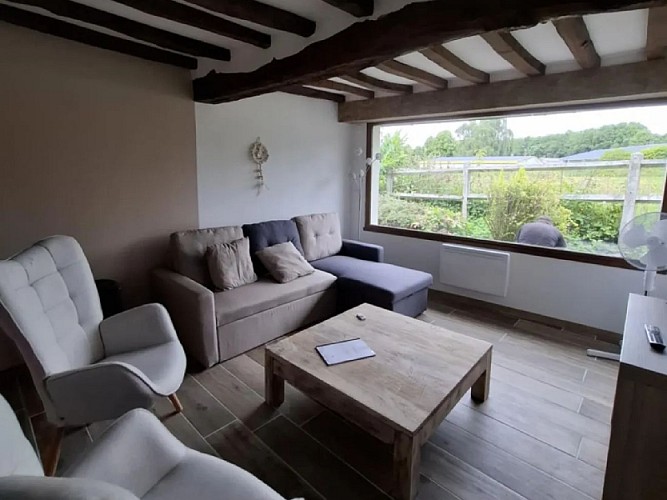 gite-ressources-la-frenaye-meuble-7