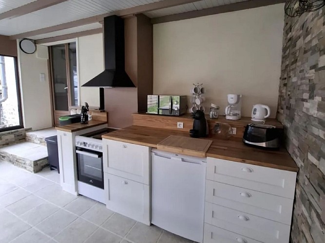 gite-ressources-la-frenaye-meuble-10