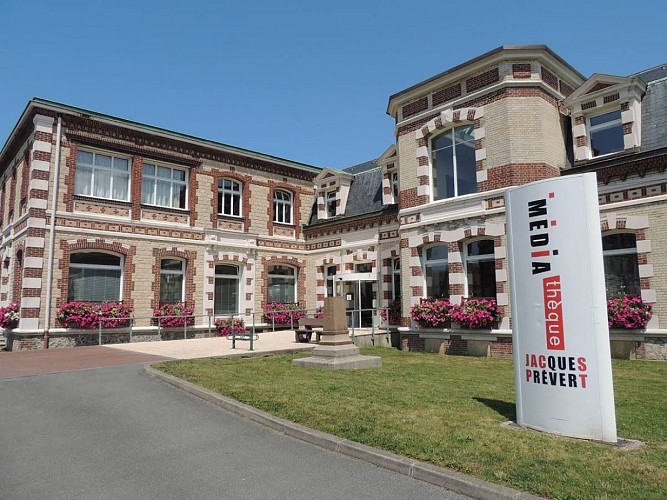 Entrée Médiathèque