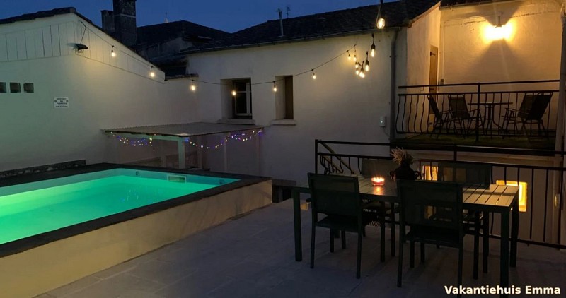 zwembad-avond-2-1-1320x696