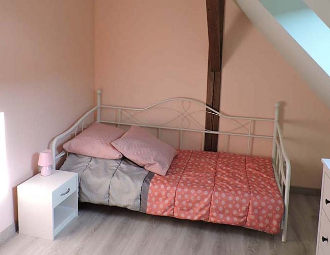 Chambre à coucher 2 du gîte les Hirondelles à Dachstein