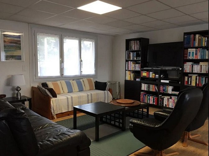 salon bibliothéque-gite de tosny