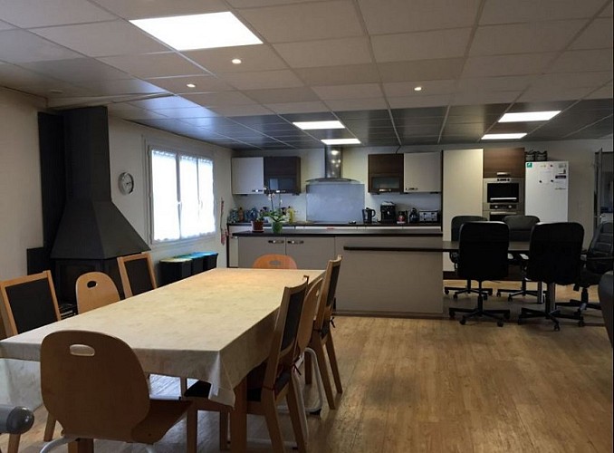 salle à manger-gite de tosny