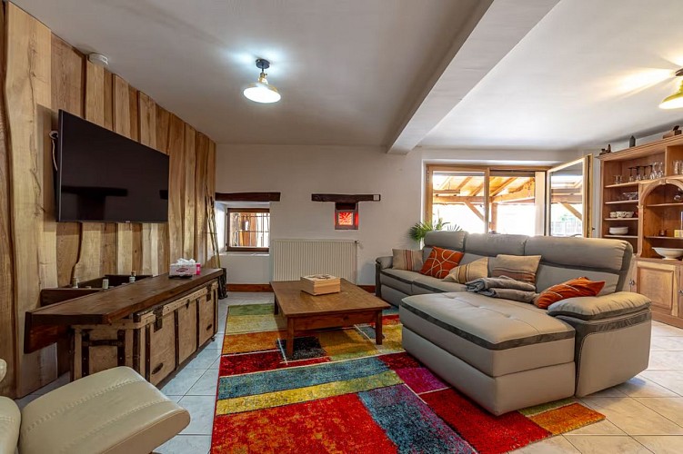 420b4042-0521-4c31-b4f6-7284a622c75f