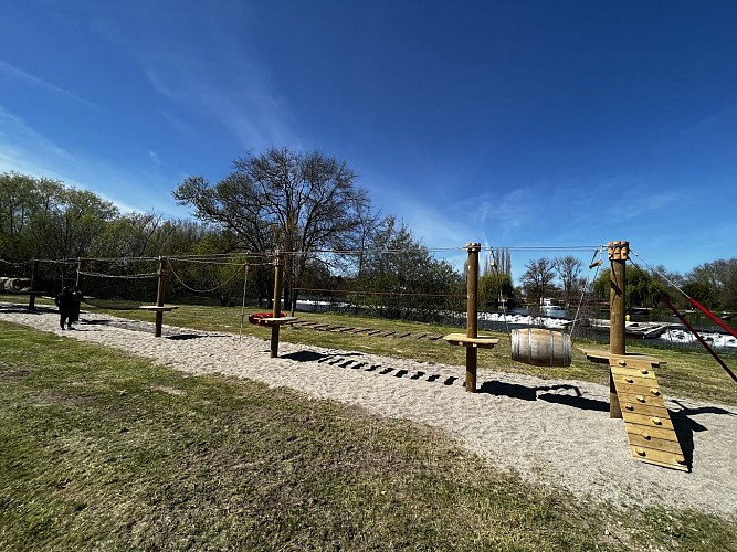 Plage Le Bain des Dames - Aire de Loisirs