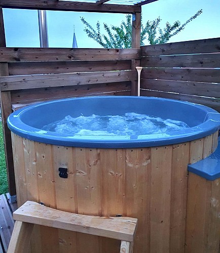 La Roulotte des Amish et son bain nordique